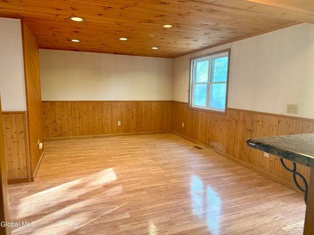 $250,000 | 42 Hackett Street, Bethlehem, NY 12158