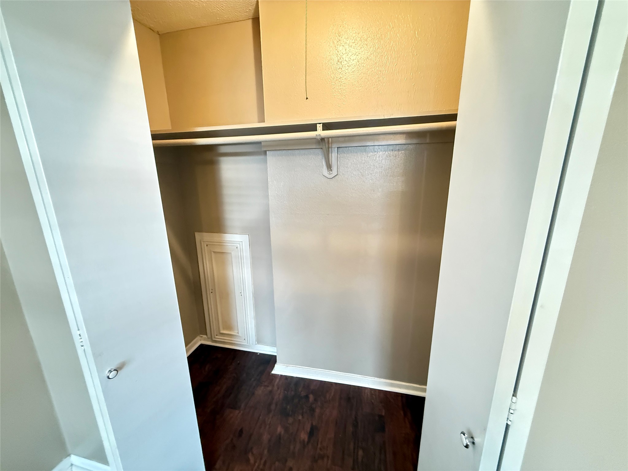 1608 Michael Street El Campo, TX 77437 - Photo 15 of 24 Bedroom 2 Closet