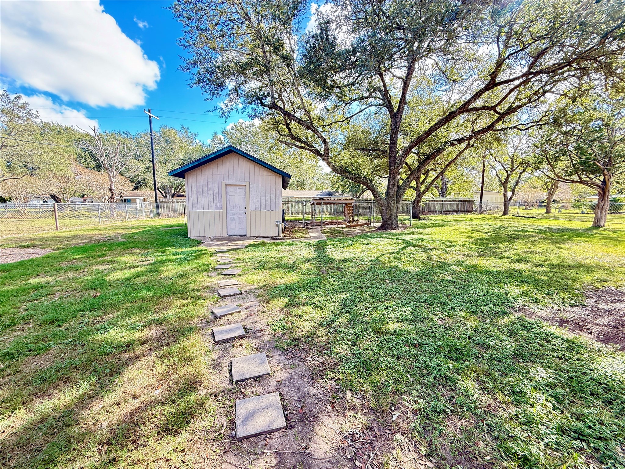 1608 Michael Street El Campo, TX 77437 - Photo 23 of 24 Storage Building