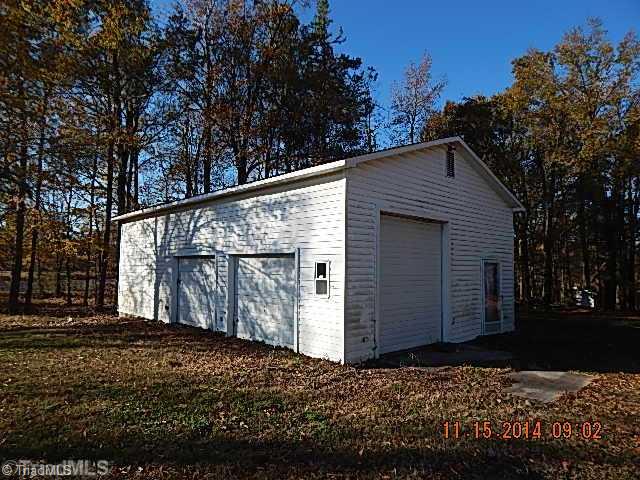 5012 Swanson Road Greensboro, NC 27406 - Photo 2 of 7 Workshop. Garage/workshop