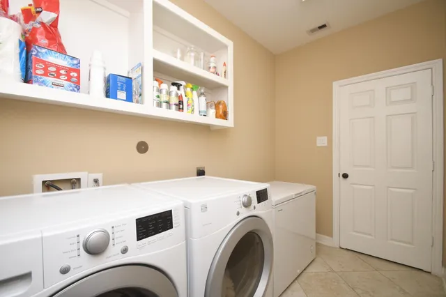 $375,000 | 9415 Chase Hollow Lane, Cypress, TX 77433