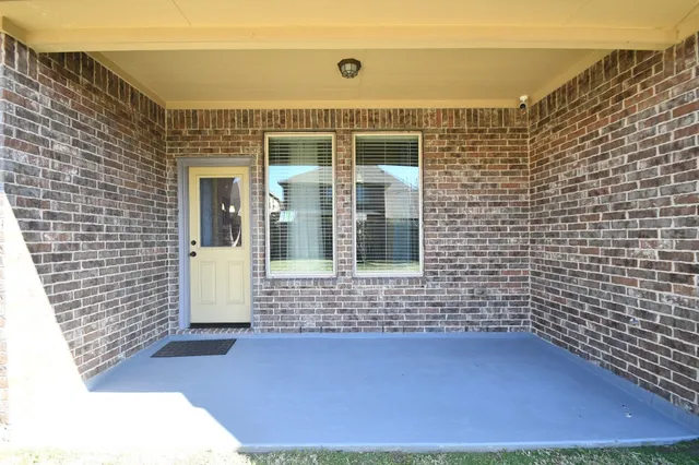 $375,000 | 9415 Chase Hollow Lane, Cypress, TX 77433