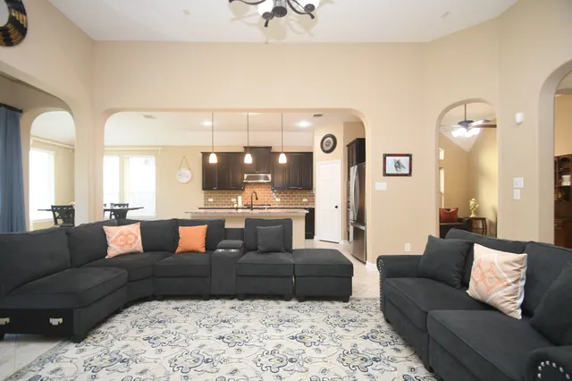 $375,000 | 9415 Chase Hollow Lane, Cypress, TX 77433