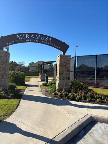 $375,000 | 9415 Chase Hollow Lane, Cypress, TX 77433