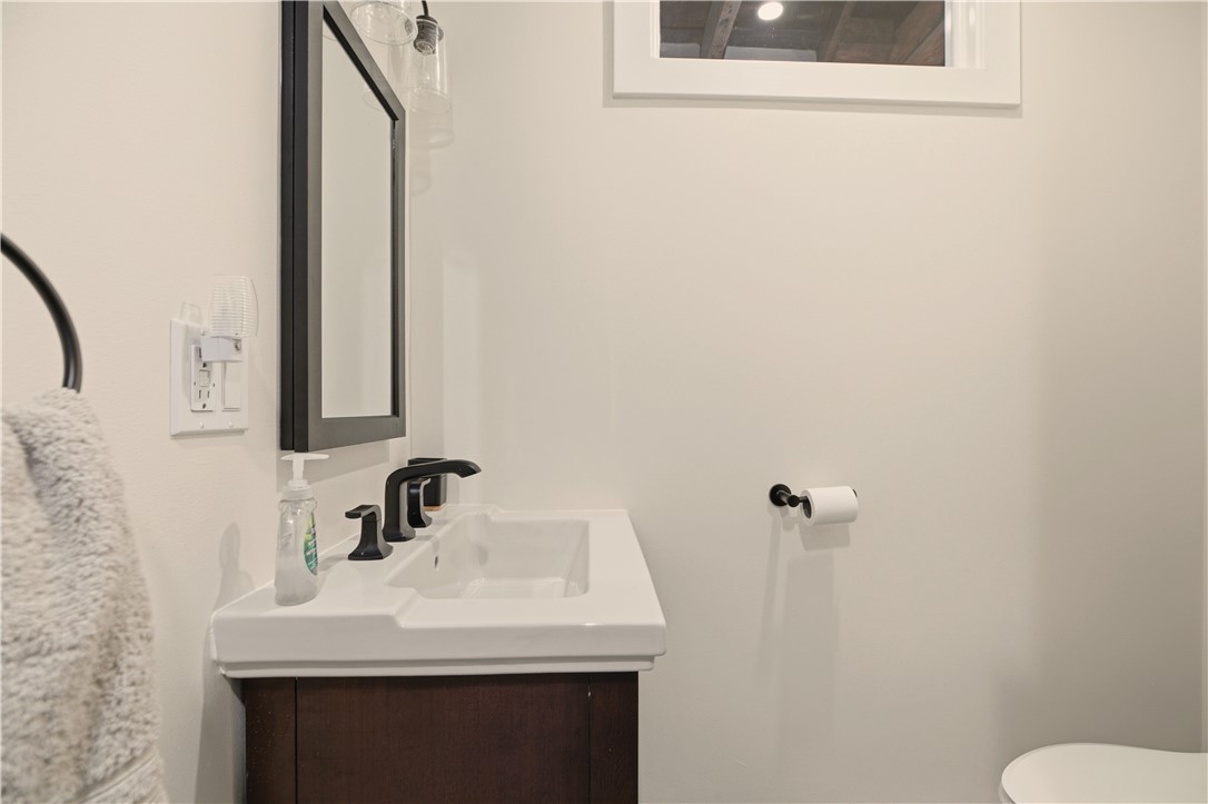 98 Kay Street, Unit 4 Newport, RI 02840 - Photo 14 of 22
