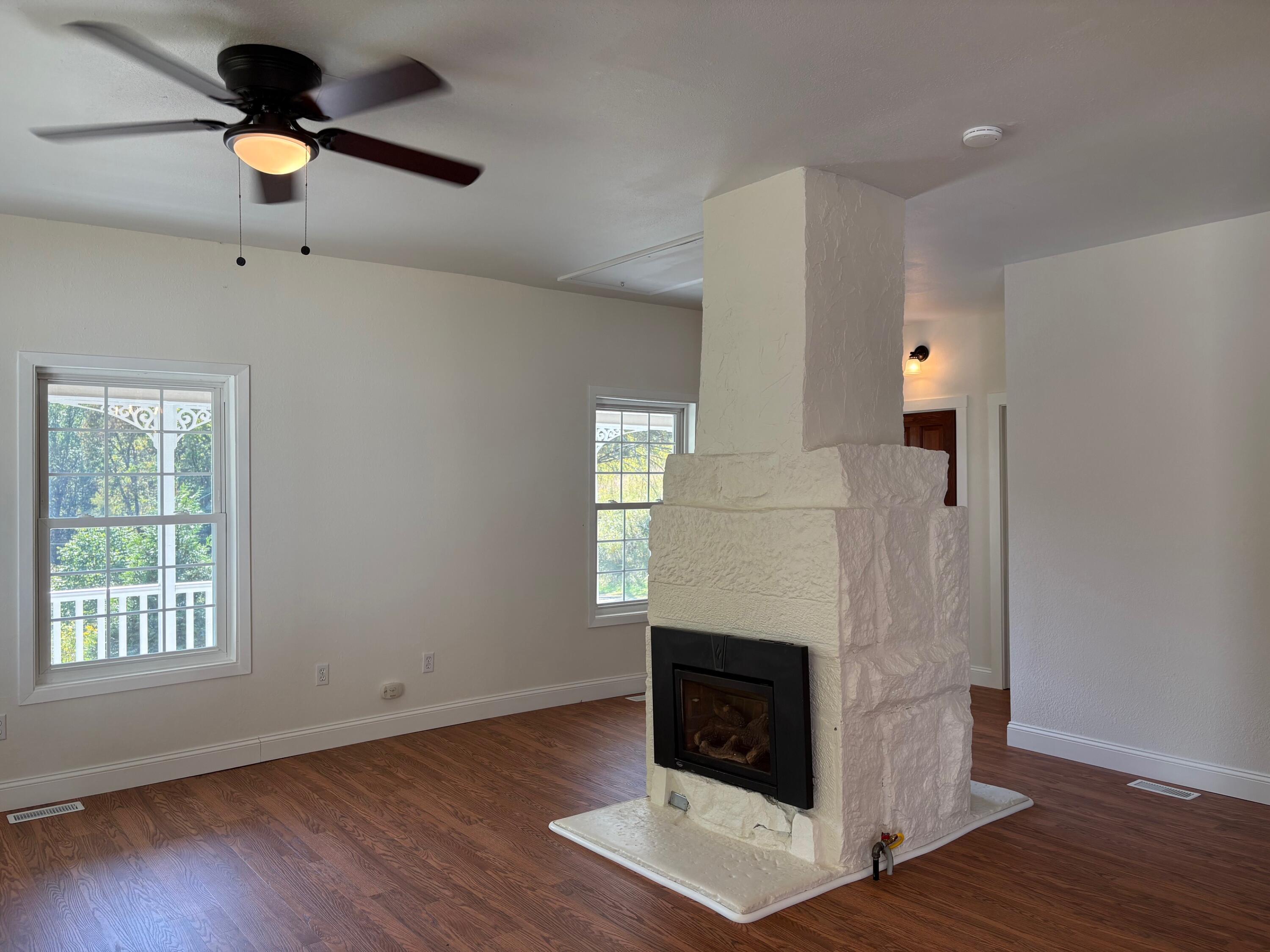 6652 Servia Road Duck, WV 25063 - Photo 15 of 69 Gallery Image 15