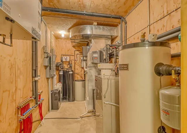 $1,150,000 | 35267 Adams Point Road, Frazee, MN 56544