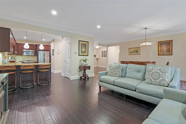$649,999 | 506 Trump Park, Shrub Oak, NY 10588