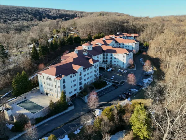 $649,999 | 506 Trump Park, Shrub Oak, NY 10588