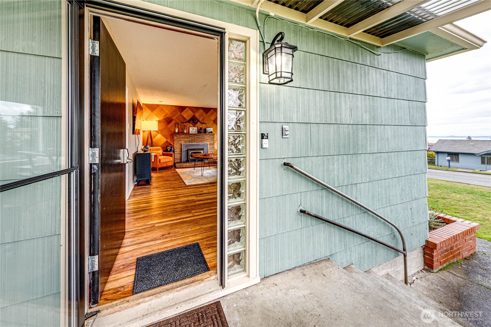 1922 West 7th Street Port Angeles, WA 98363 - Photo 3 of 40 a view of a balcony door