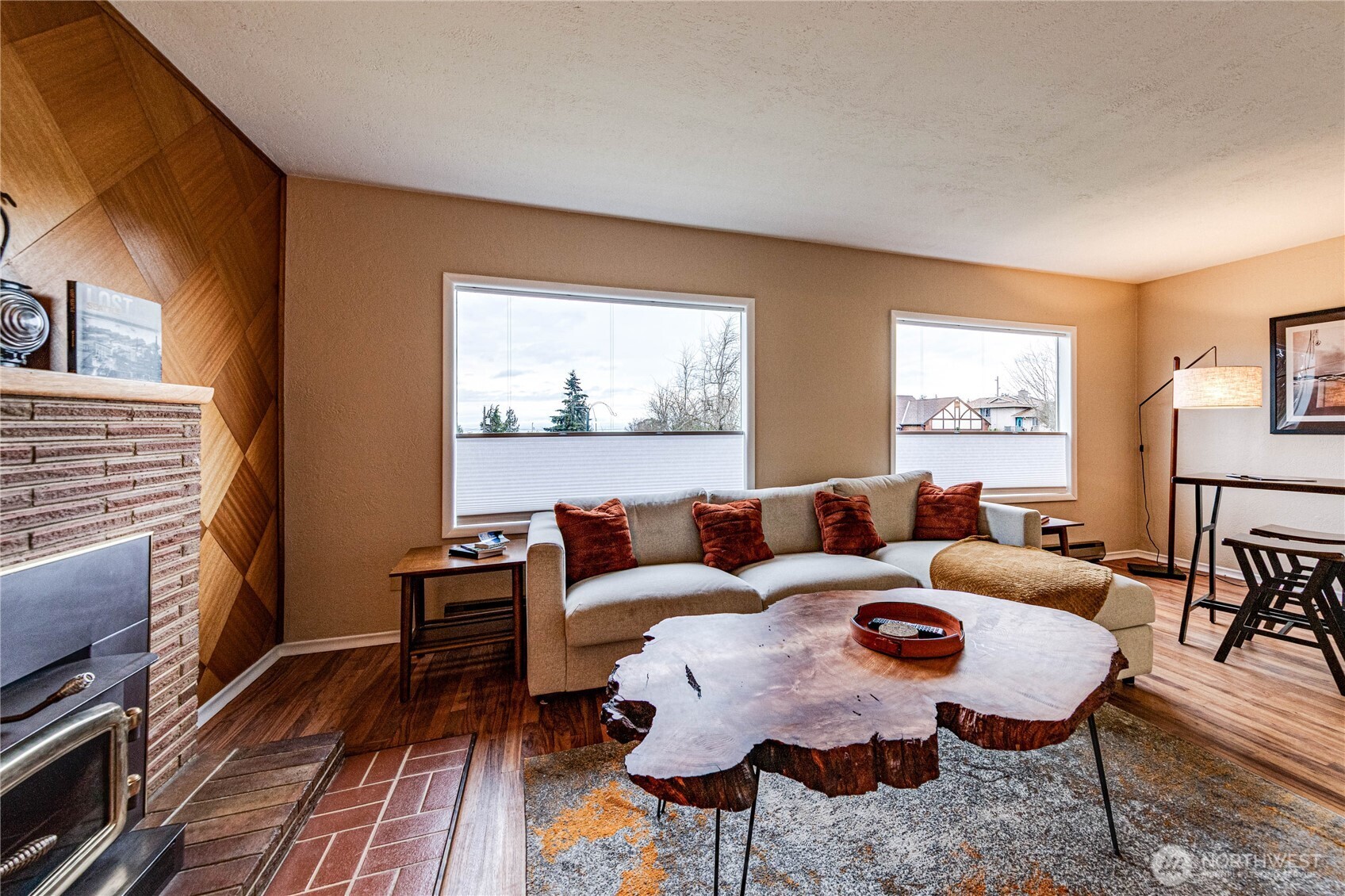 1922 West 7th Street Port Angeles, WA 98363 - Photo 7 of 40 a living room with furniture and wooden floor