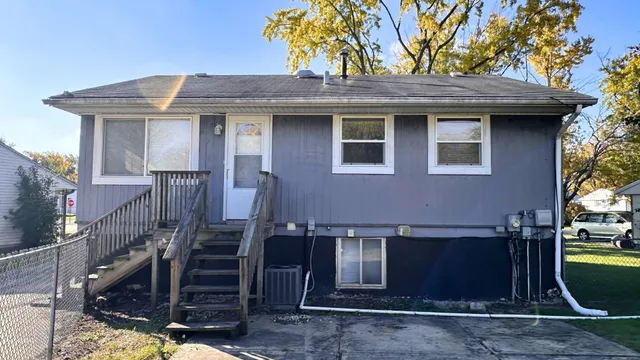 $228,000 | 231 East Tulip Drive, Glenwood, IL 60425