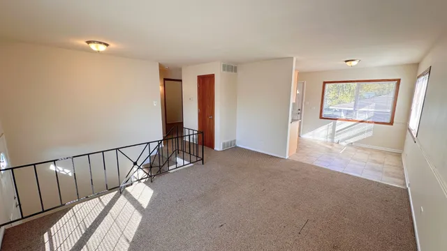 $228,000 | 231 East Tulip Drive, Glenwood, IL 60425