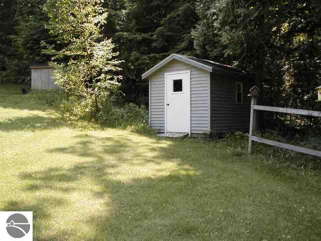 2261 North Jacobson Road Suttons Bay, MI 49682 - Photo 8 of 9 1658399-7.JPG
