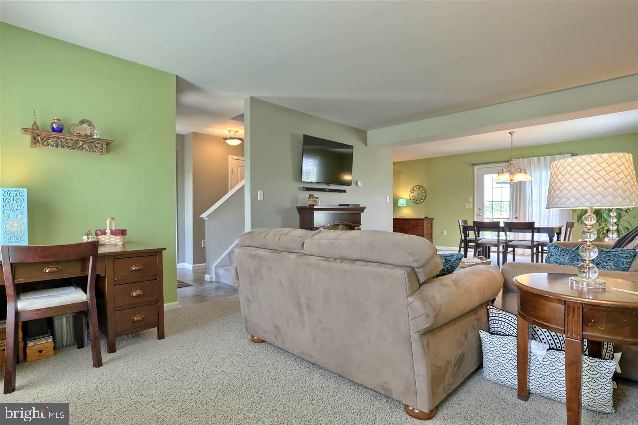 587 Mt Wilson Road Lebanon, PA 17042 - Photo 4 of 24 Gallery Image 4