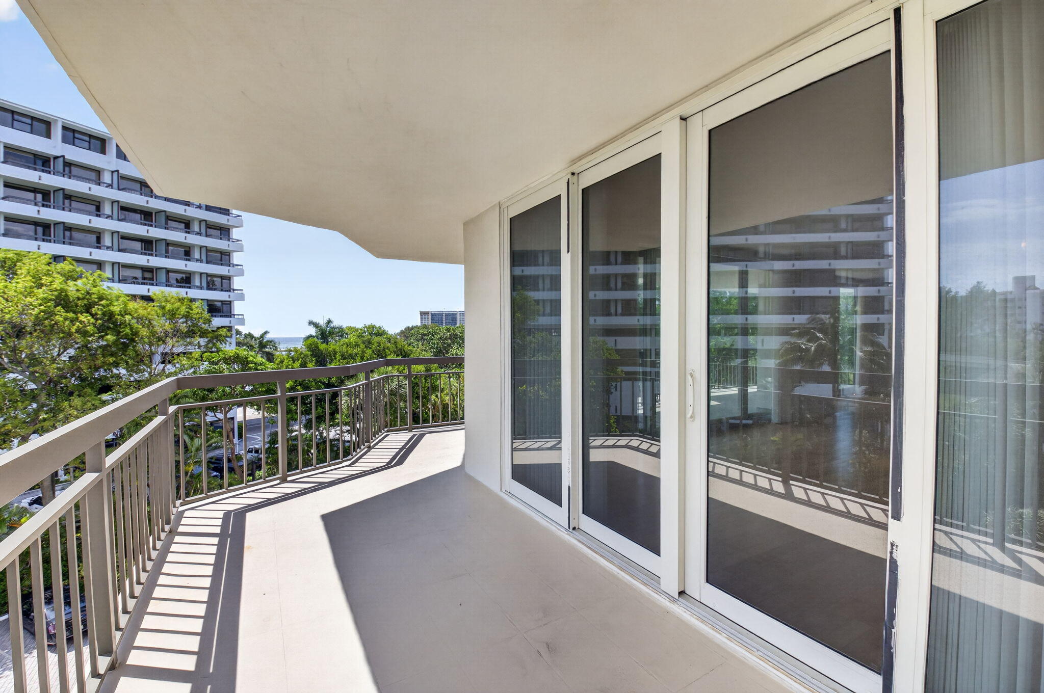 901 East Camino, Unit 4C Boca Raton, FL 33432 - Photo 51 of 71 45-web-or-mls-DSC_9307