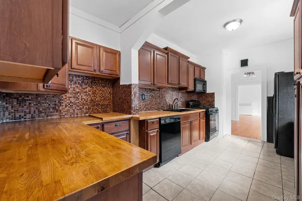 $849,999 | 1163 Virginia Avenue | Unionport