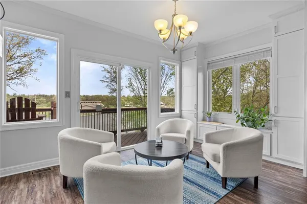 $900,000 | 124 Teton Ridge, Lake Winnebago, MO 64034