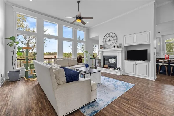 $900,000 | 124 Teton Ridge, Lake Winnebago, MO 64034