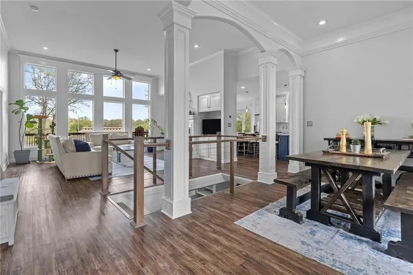 $900,000 | 124 Teton Ridge, Lake Winnebago, MO 64034