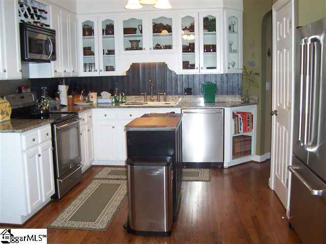 511 Tracy Trail Greer, SC 29651 - Photo 14 of 23 Gallery Image 14