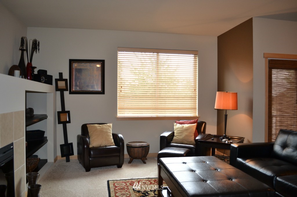 10311 Northeast 189th Street, Unit B Bothell, WA 98011 - Photo 10 of 16 Gallery Image 10