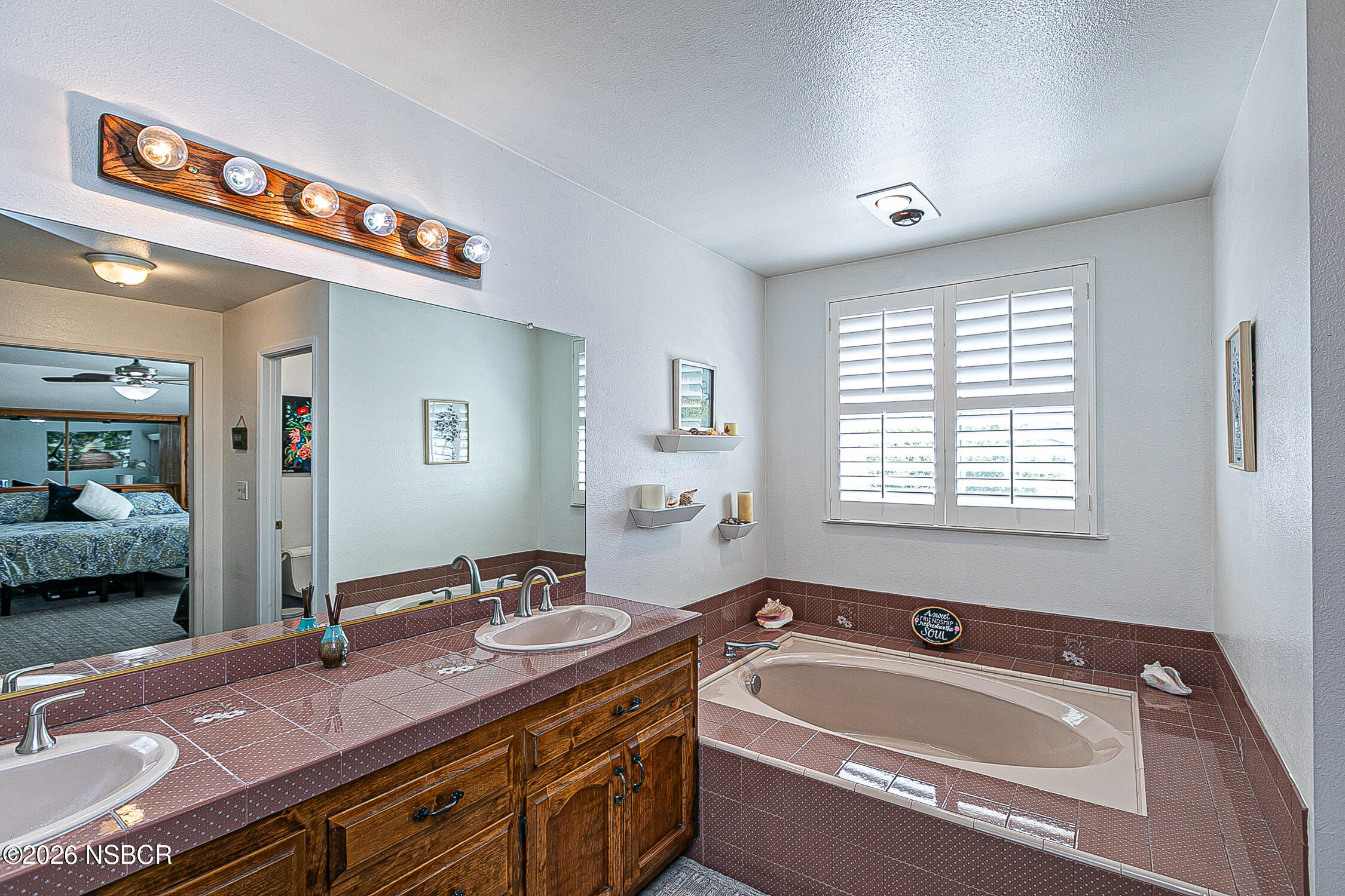 541 Mariott Road Santa Maria, CA 93454 - Photo 31 of 32 Relax in the Garden Tub