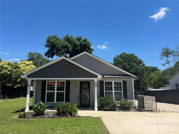 $2,000 | 700 Wright Avenue, Kannapolis, NC 28083