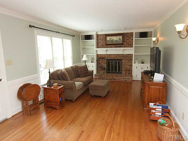 10012 Bushveld Lane Raleigh, NC 27613 - Photo 12 of 25 Den/Family/Great Room
