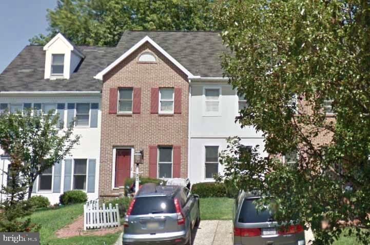 392 Cardinal Road Lititz, PA 17543 - Photo 1 of 9