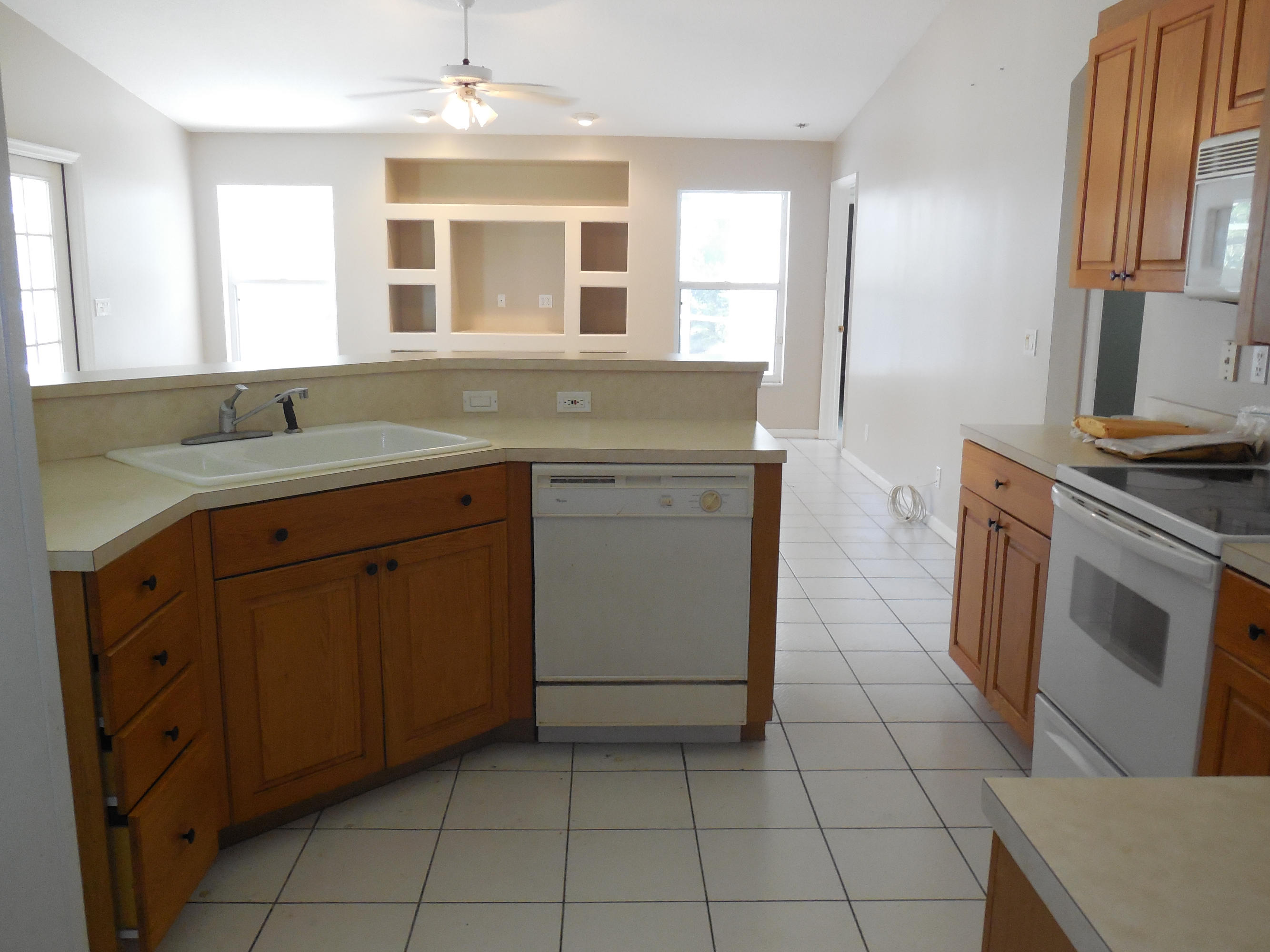 17338 31st Road North Loxahatchee, FL 33470 - Photo 12 of 38 kitchen