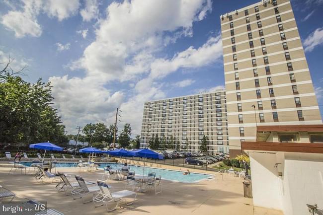 4600 Duke Street, Unit 413 Alexandria, VA 22304 - Photo 31 of 60