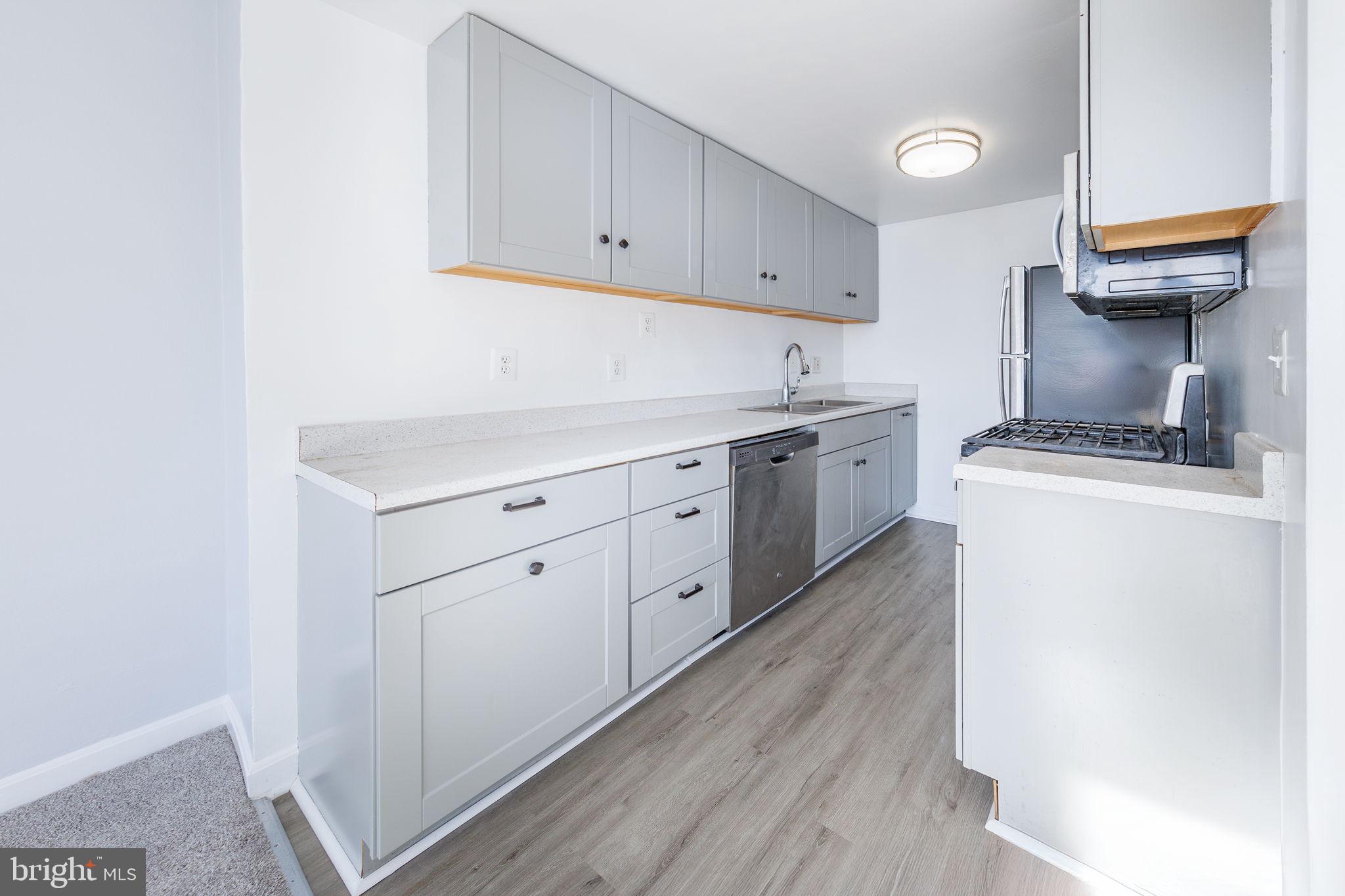 4600 Duke Street, Unit 413 Alexandria, VA 22304 - Photo 4 of 60