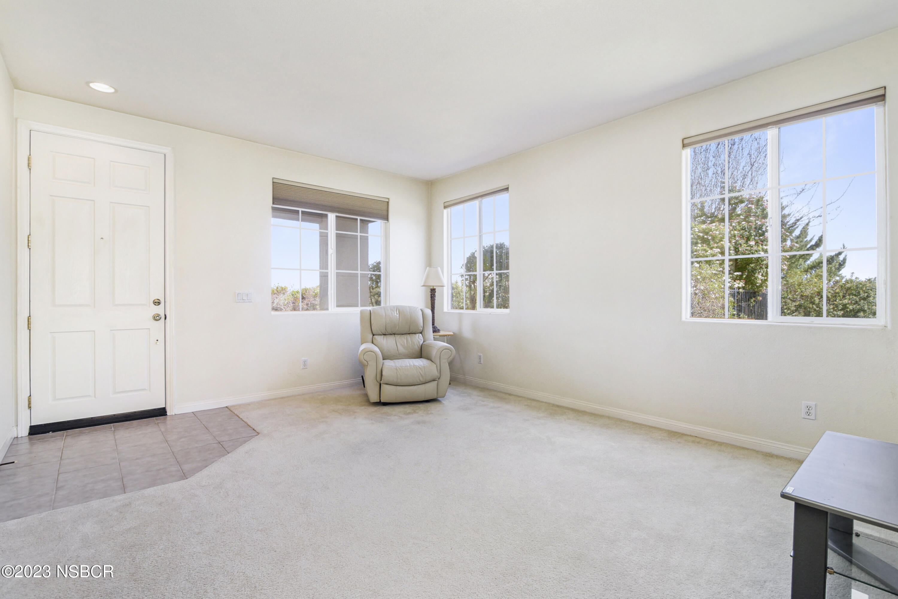 608 South W Street Lompoc, CA 93436 - Photo 6 of 19 Front Room
