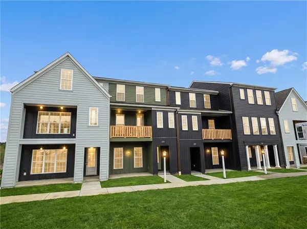 $3,500 | 317 Palisade Way, Cranberry Township, PA 16066
