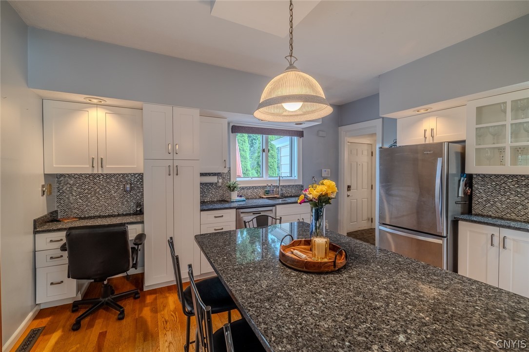 216 Hampton Road Syracuse, NY 13203 - Photo 11 of 40 Kitchen