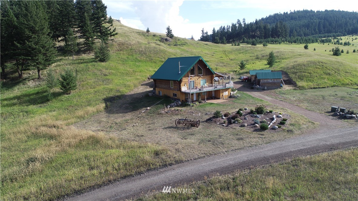 18 Amanda Road Oroville, WA 98844 - Photo 3 of 22 Gallery Image 3