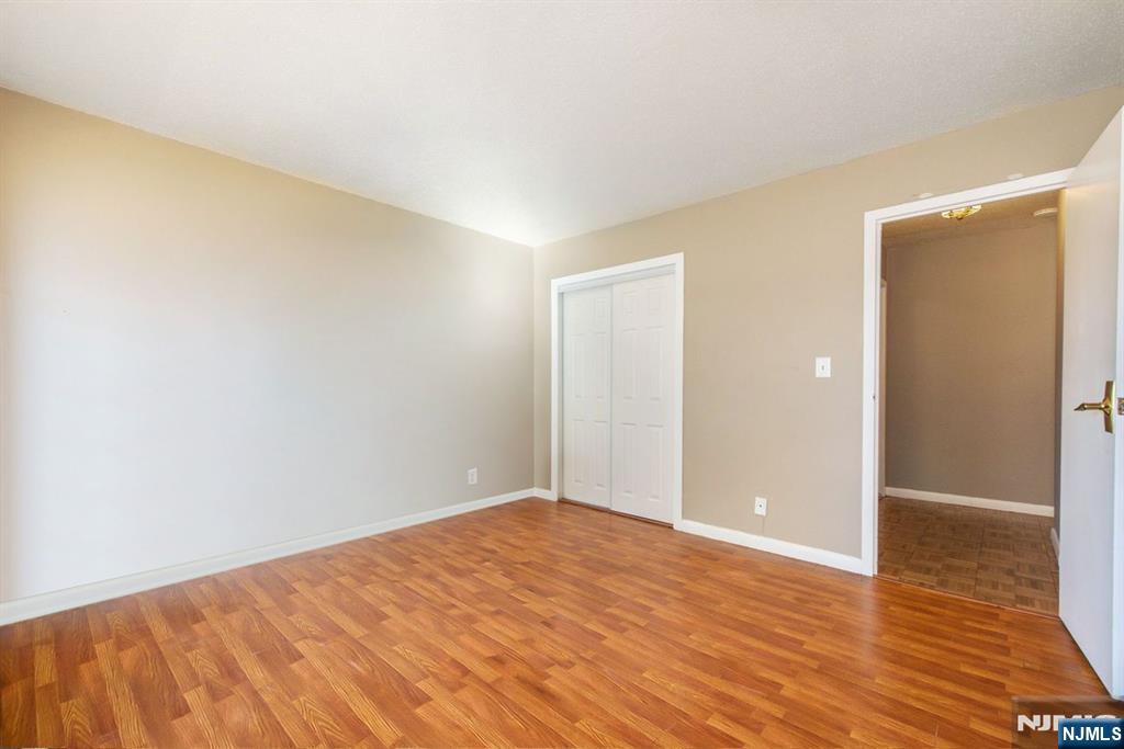 150 Overlook Avenue, Unit 8J Hackensack, NJ 07601 - Photo 6 of 10