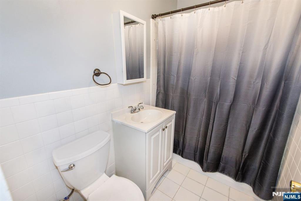 150 Overlook Avenue, Unit 8J Hackensack, NJ 07601 - Photo 7 of 10