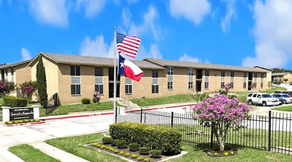 $970 | 1212 Glen Garden Drive, Fort Worth, TX 76104