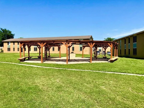 $970 | 1212 Glen Garden Drive, Fort Worth, TX 76104