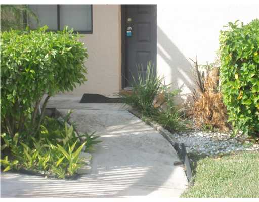 6649 Somerset Drive, Unit 106 Boca Raton, FL 33433 - Photo 1 of 2 Primary Photo