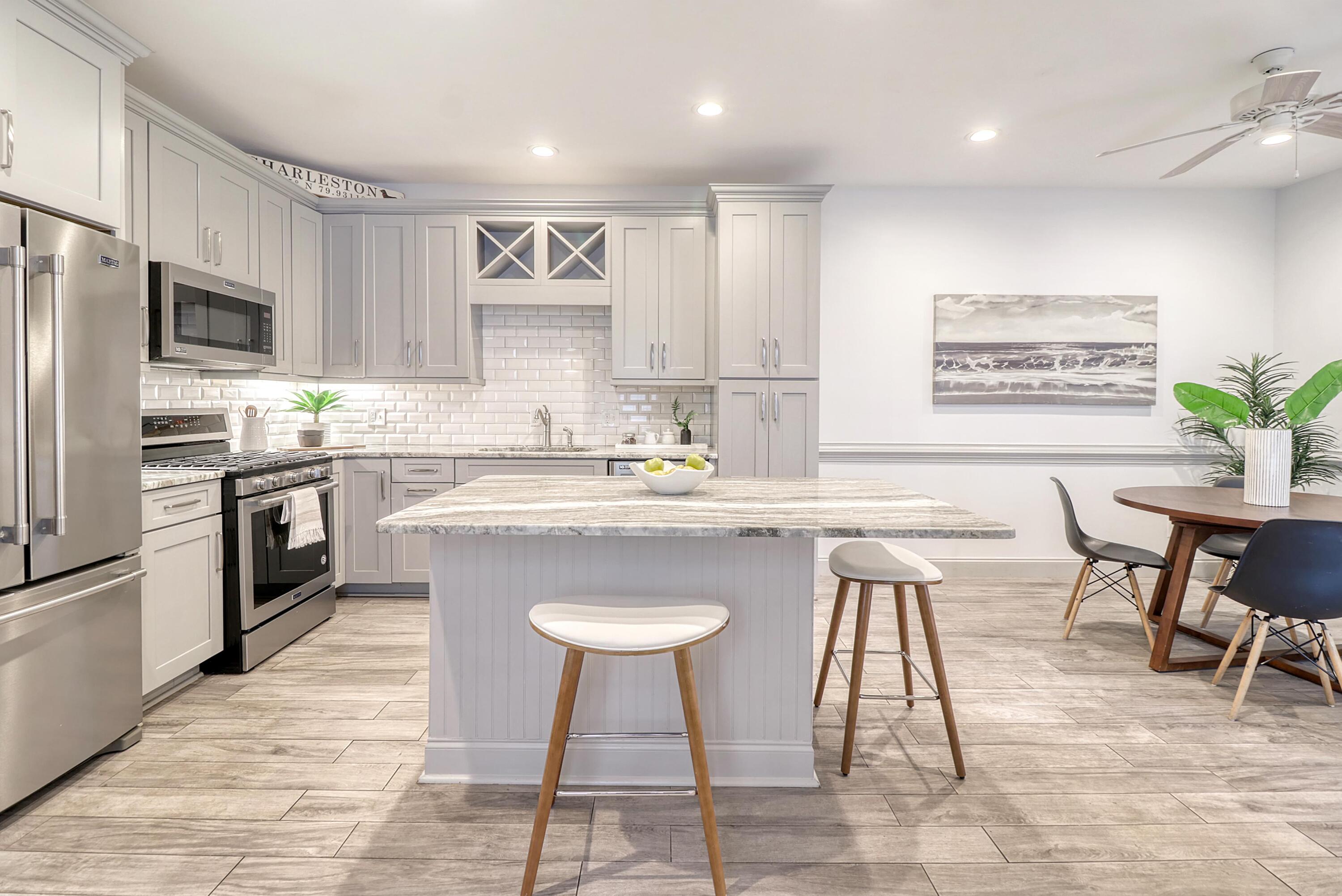 19 Radcliffe Place Charleston, SC 29403 - Photo 26 of 27 Kitchen Island Table