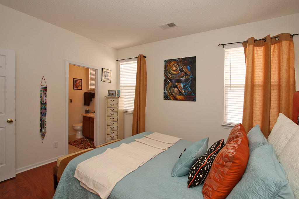 246 Chemistry Circle Ladson, SC 29456 - Photo 13 of 22 246 Chemistry Circle (13)0013