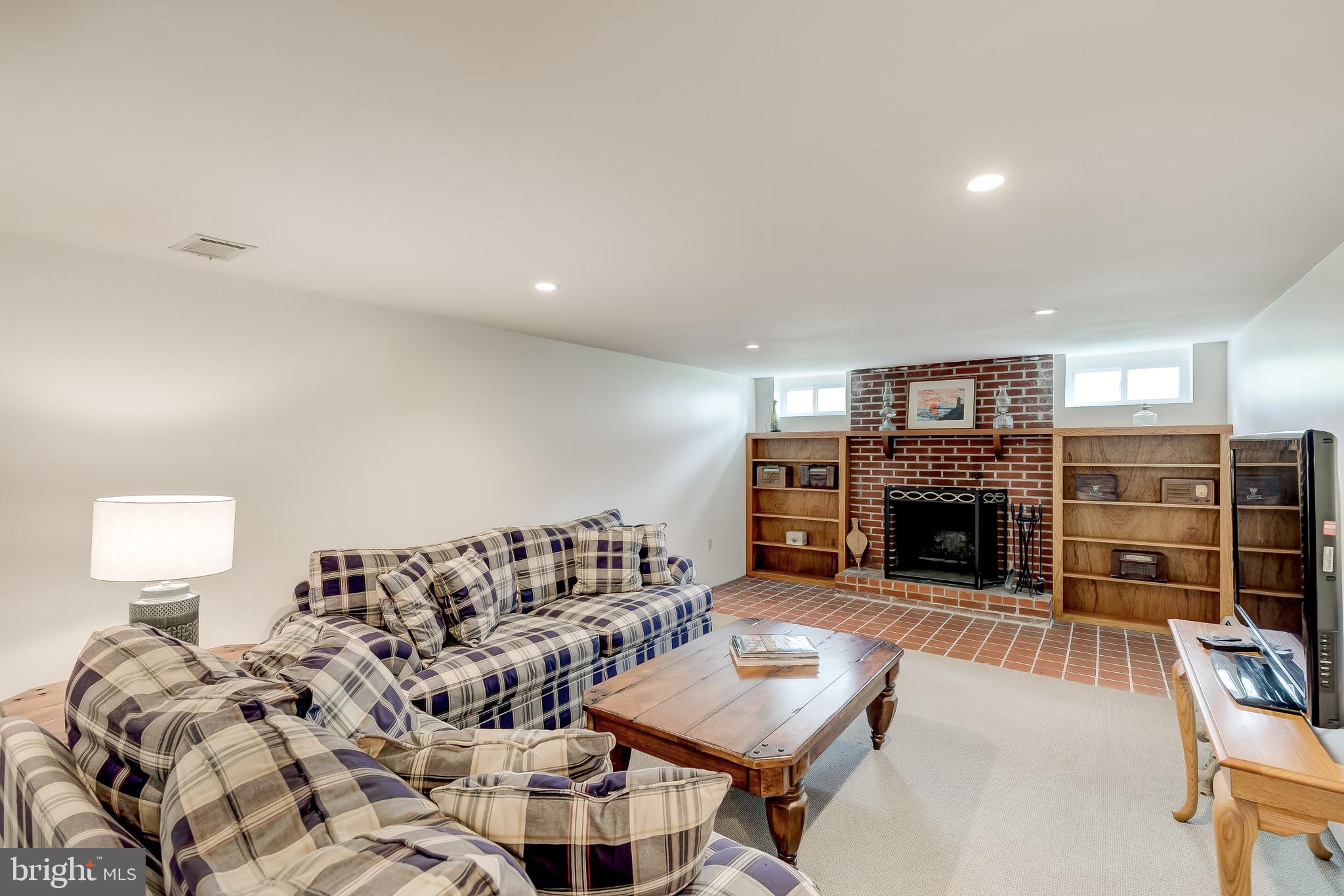 9515 Cross Road Perry Hall, MD 21128 - Photo 20 of 40 Lower Level Family Room