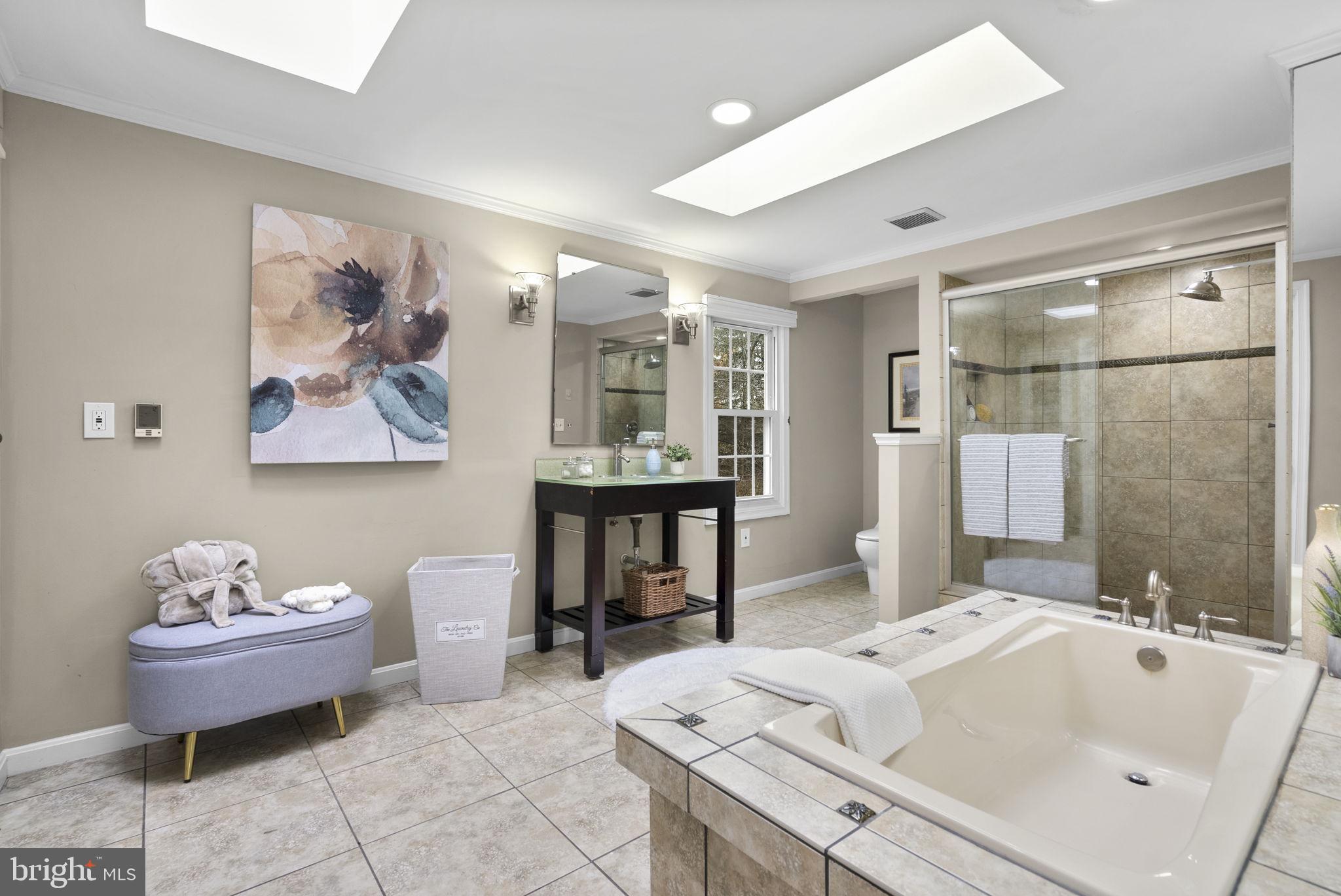 14908 Village Gate Drive Silver Spring, MD 20906 - Photo 23 of 57 Primary Suite Bath