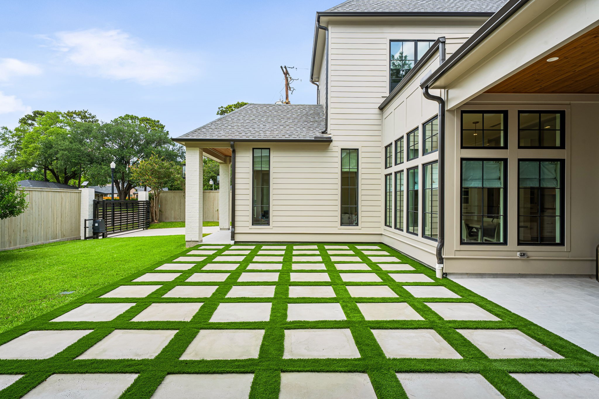 8722 Lupton Lane Houston, TX 77055 - Photo 41 of 44 a front view of a house with a yard