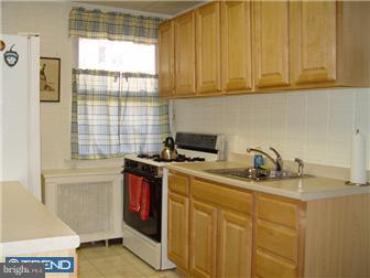 108 Chatham Road Upper Darby, PA 19082 - Photo 7 of 12 Kitchen