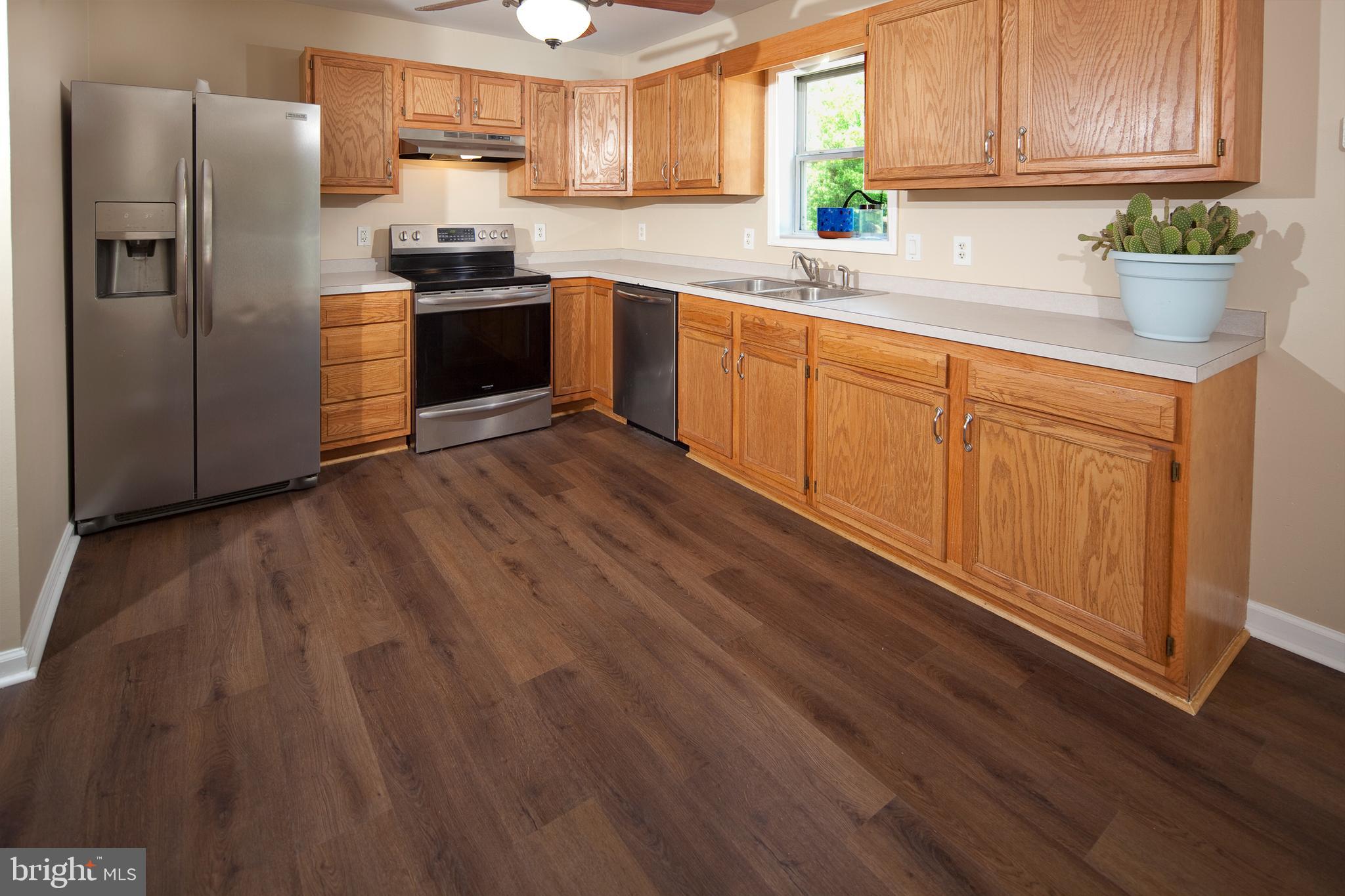 158 Hesstown Road Millville, NJ 08332 - Photo 3 of 22