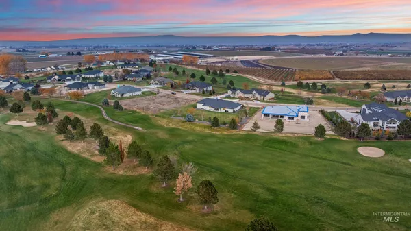 $999,900 | 22225 Aura Vista Way, Caldwell, ID 83607